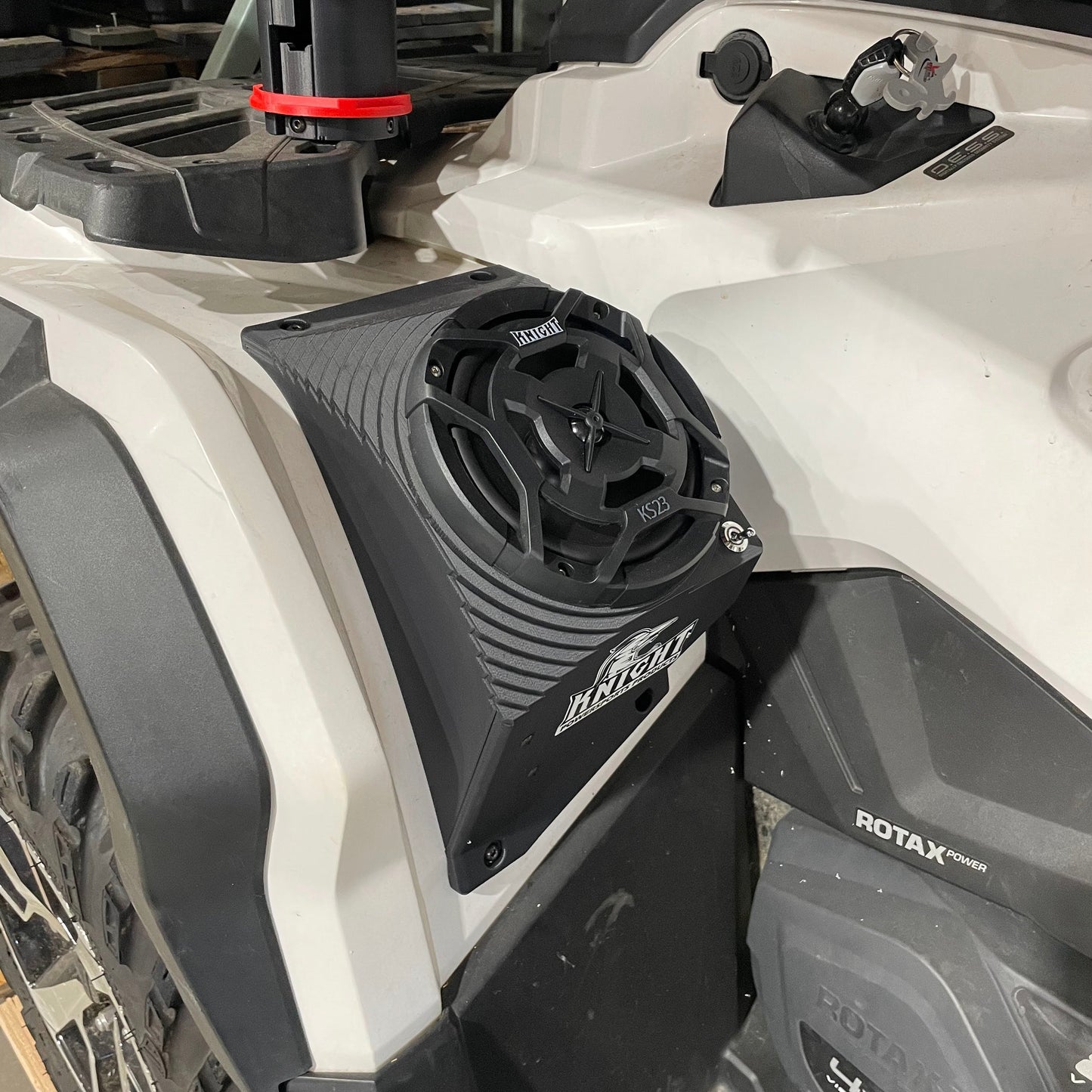 Can Am Outlander (12–25) Bluetooth LED ATV Sound System