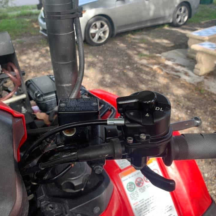 Honda Sure 4 with Tank Lever