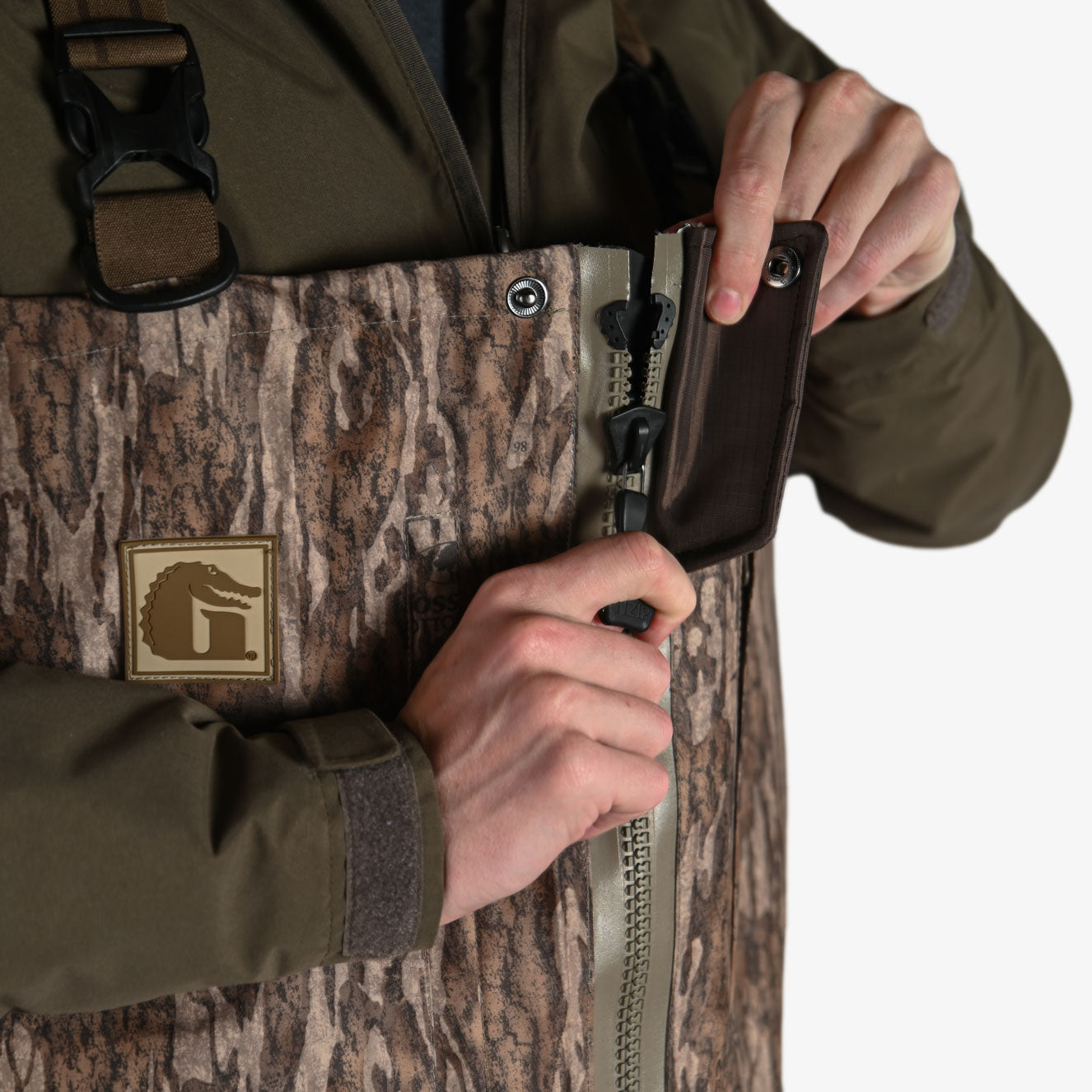 Omega Uninsulated Zip Waders | Mens - Mossy Oak Bottomland